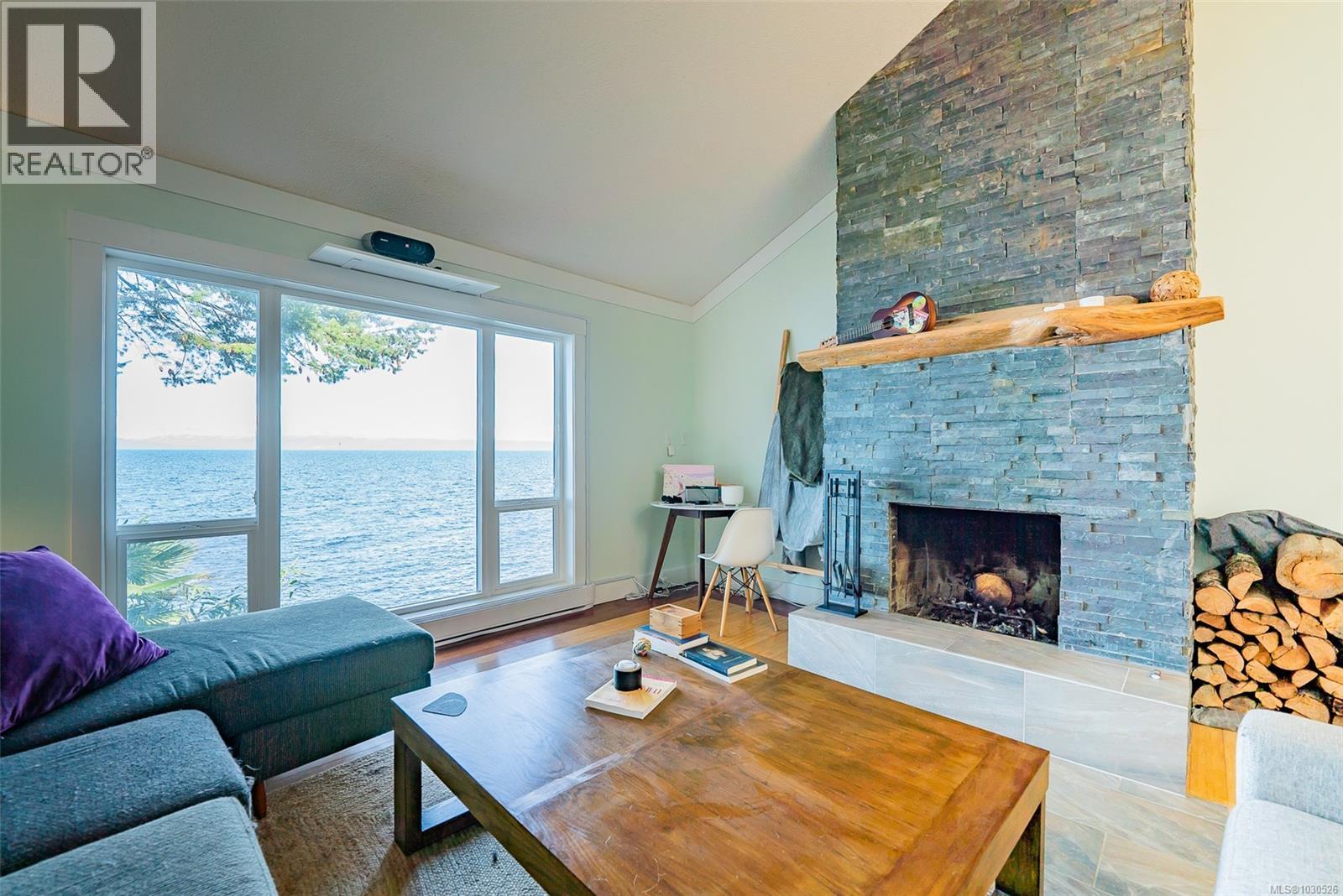 4978 FILLINGER CRES - 24