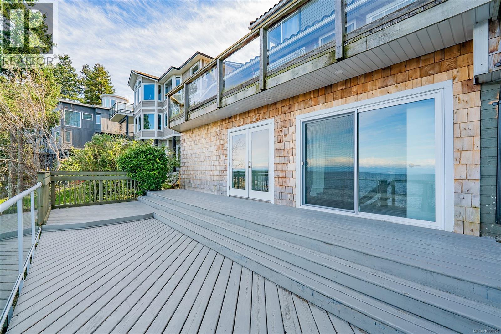 4978 FILLINGER CRES - 9