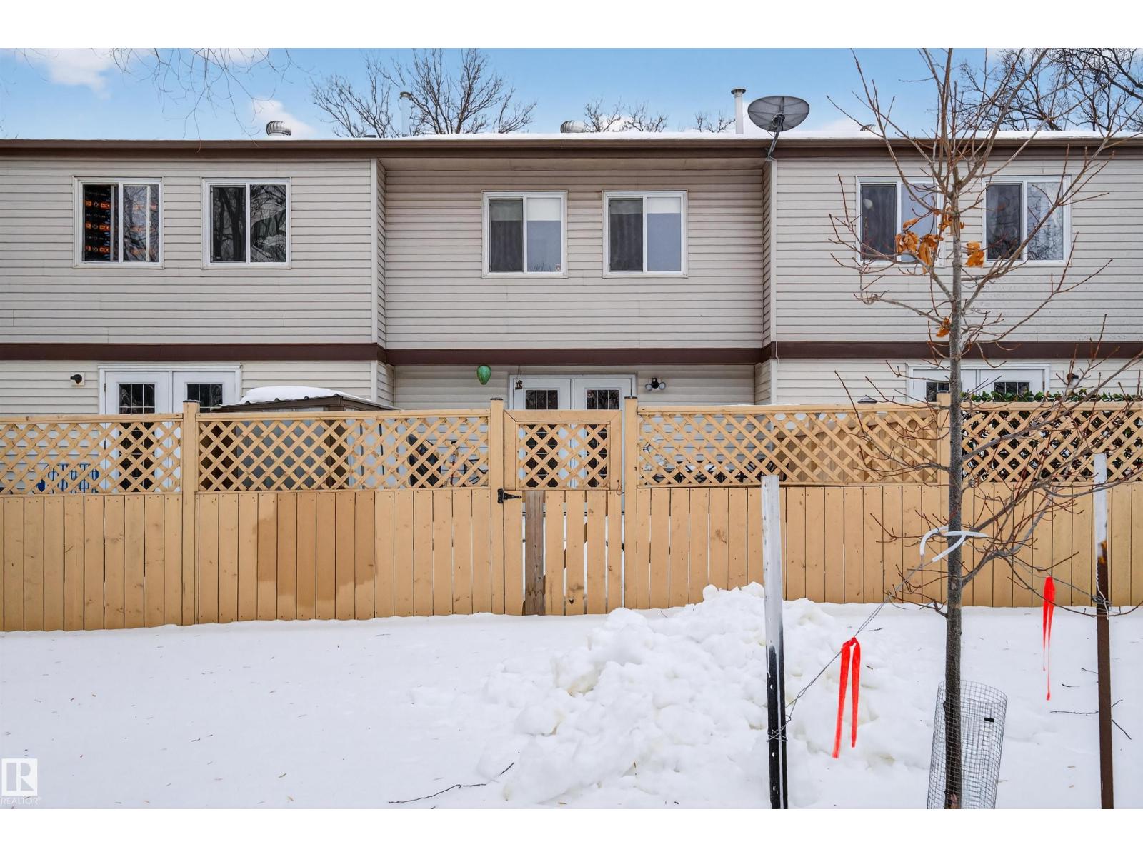 14648 54 ST NW - 21