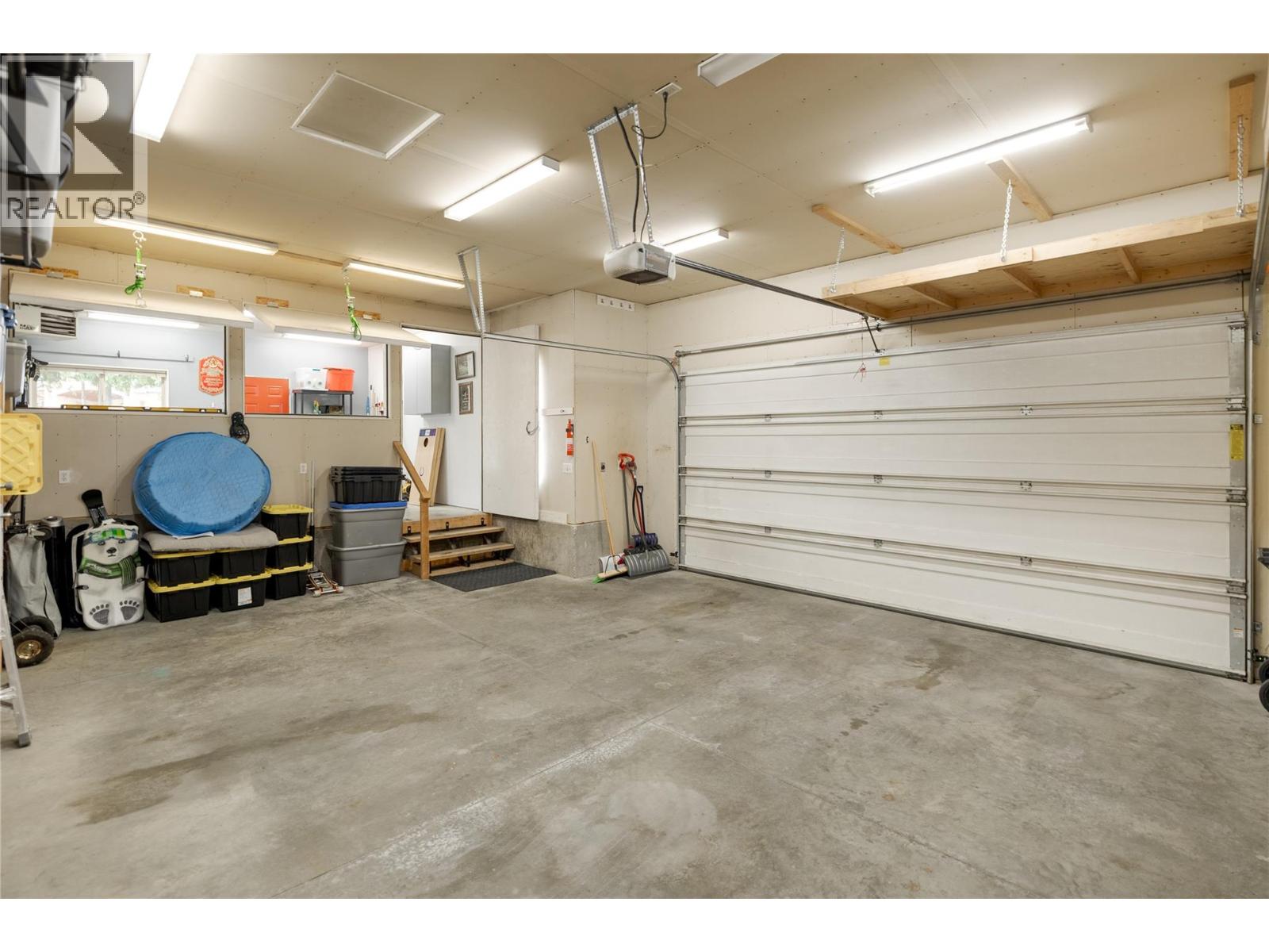  5532 Farron Place, Kelowna