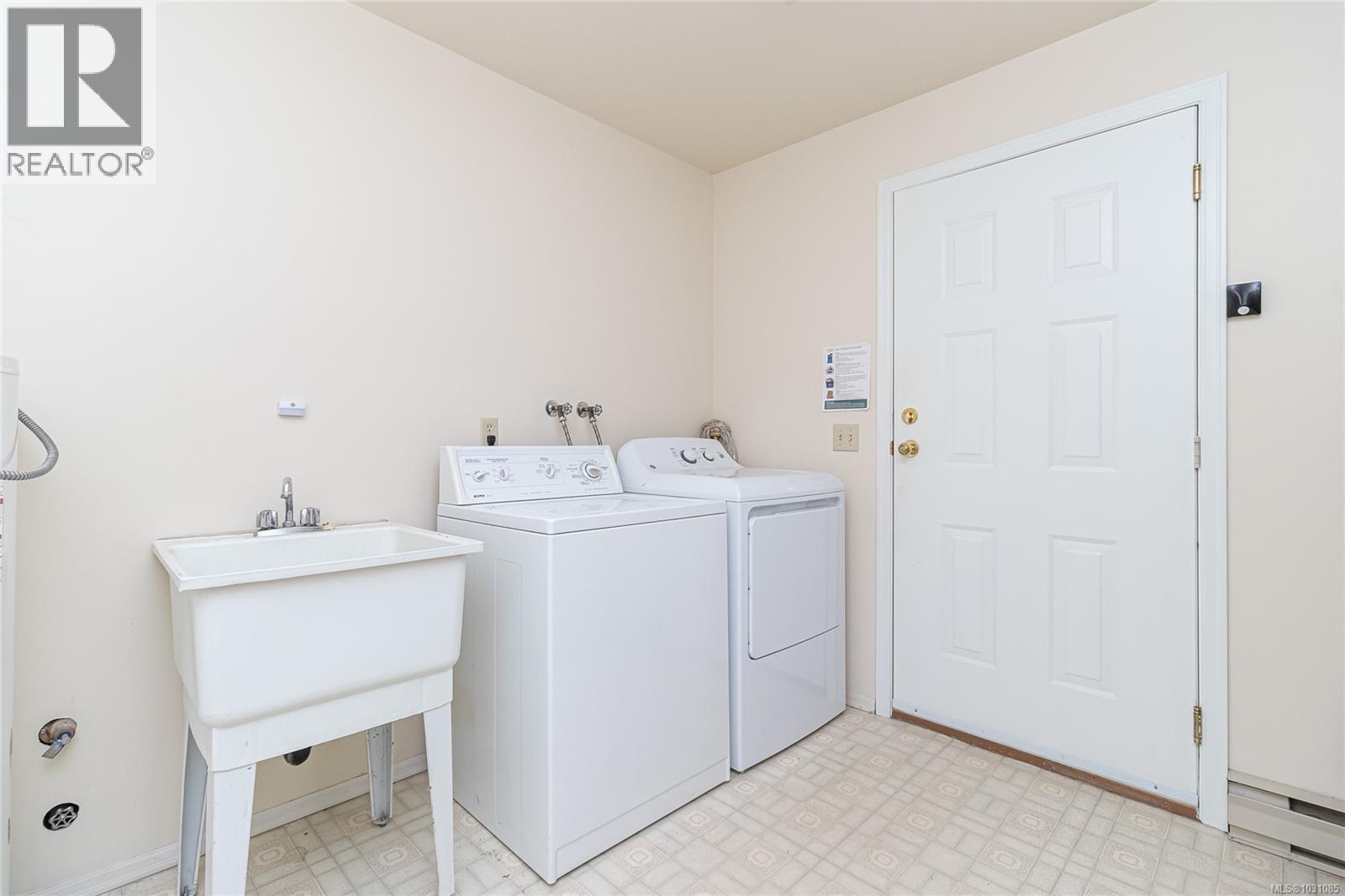 994 Meadowview Pl - 22