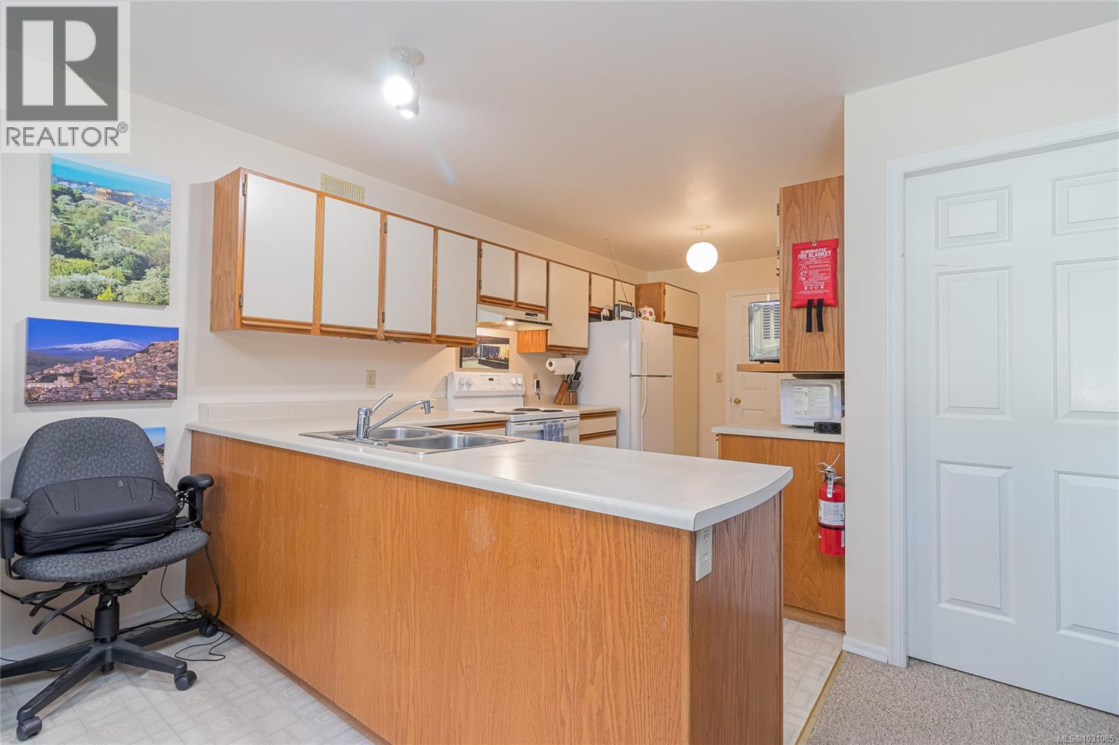 994 Meadowview Pl - 8