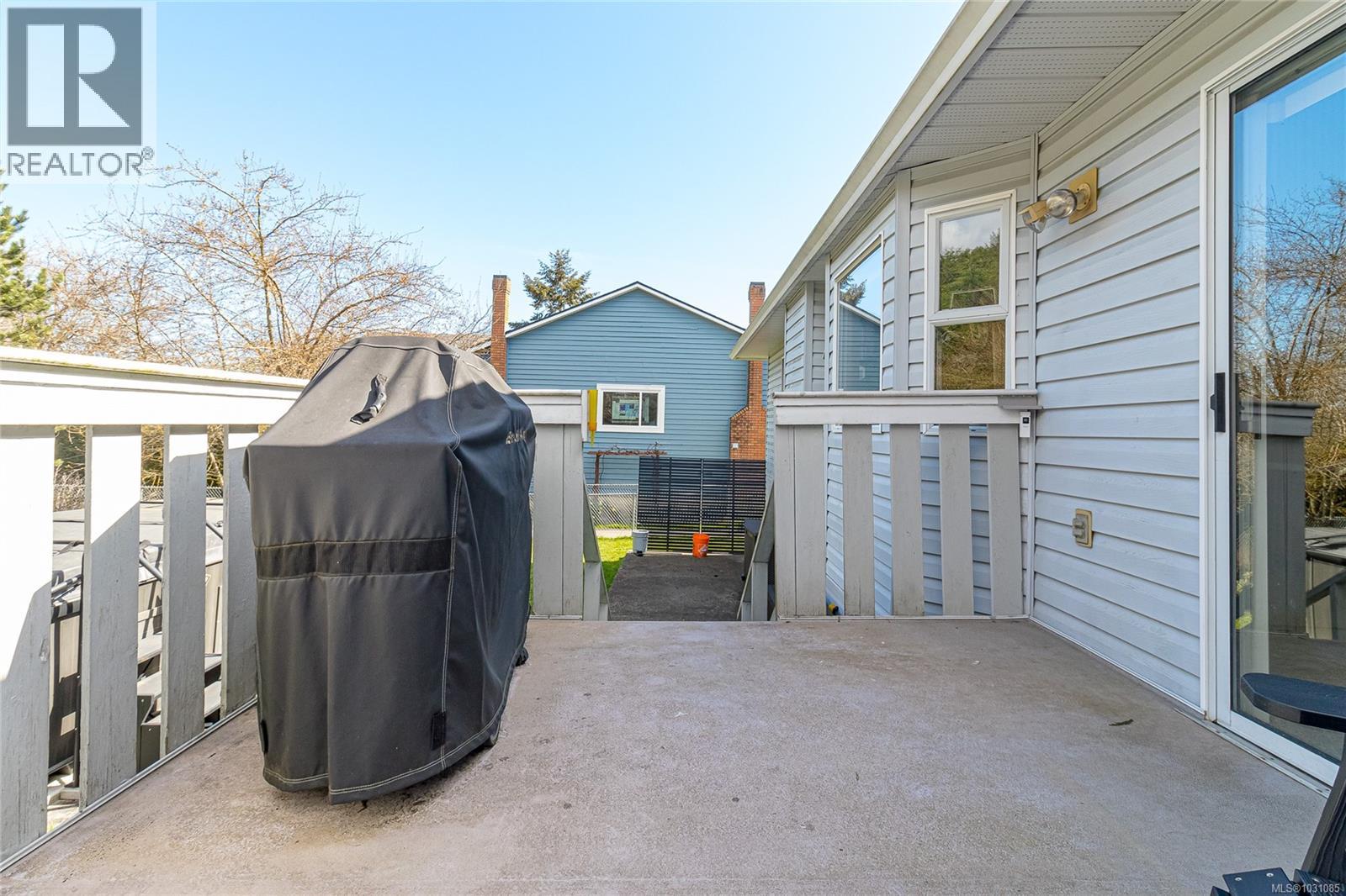 994 Meadowview Pl - 24