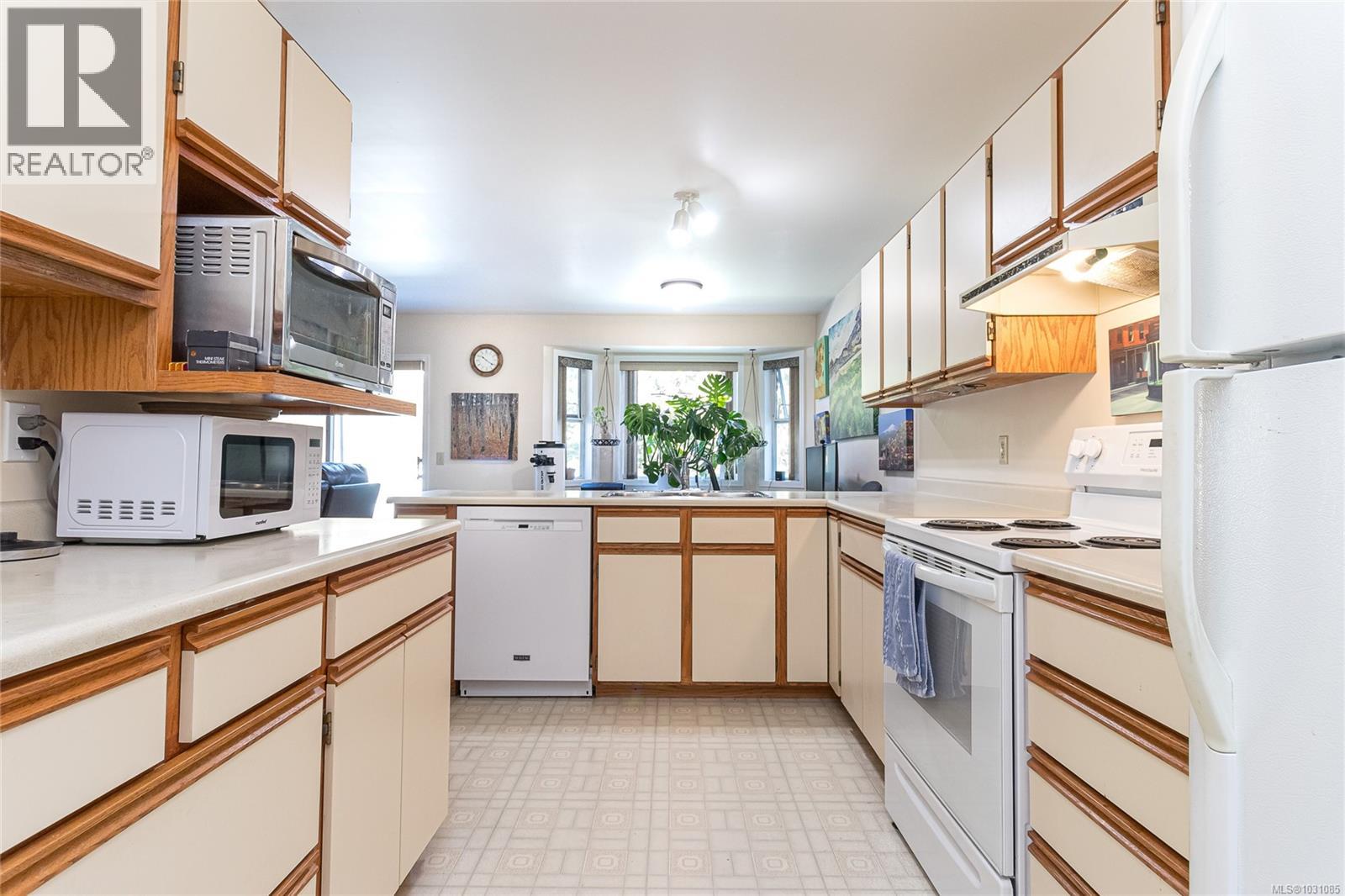 994 MEADOWVIEW PL - 11