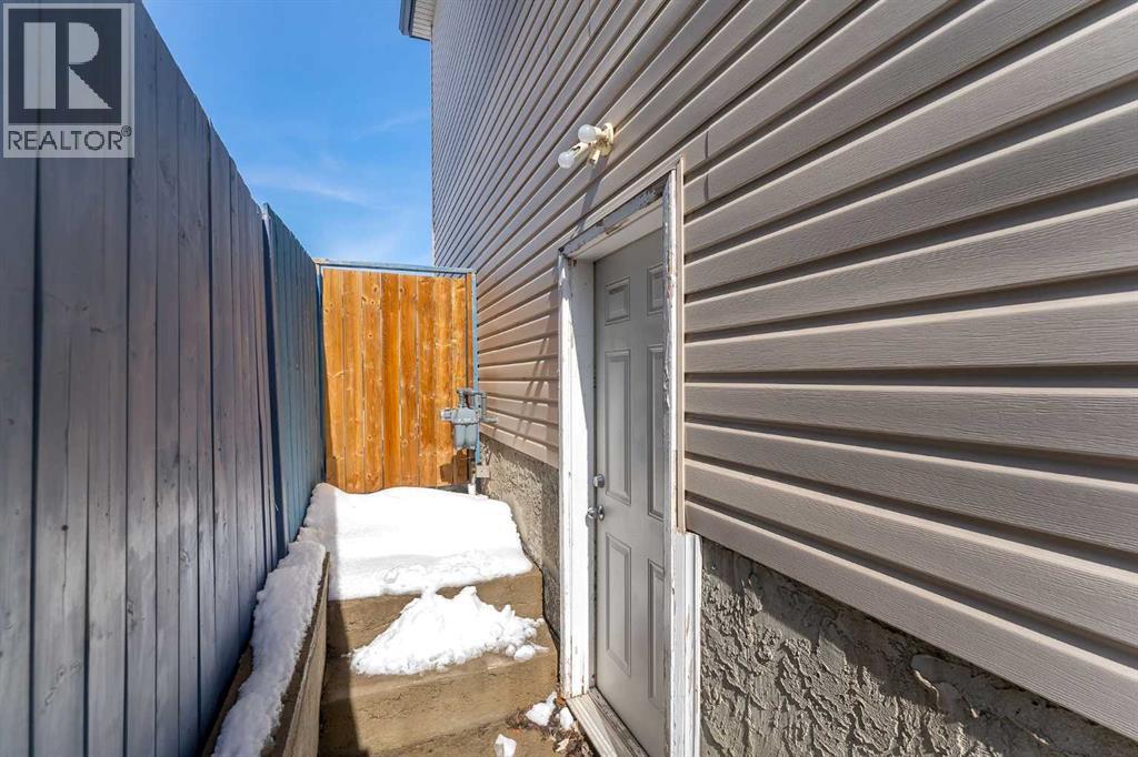 Single Family House for Sale in  Taradale Drive NE Taradale Calgary 