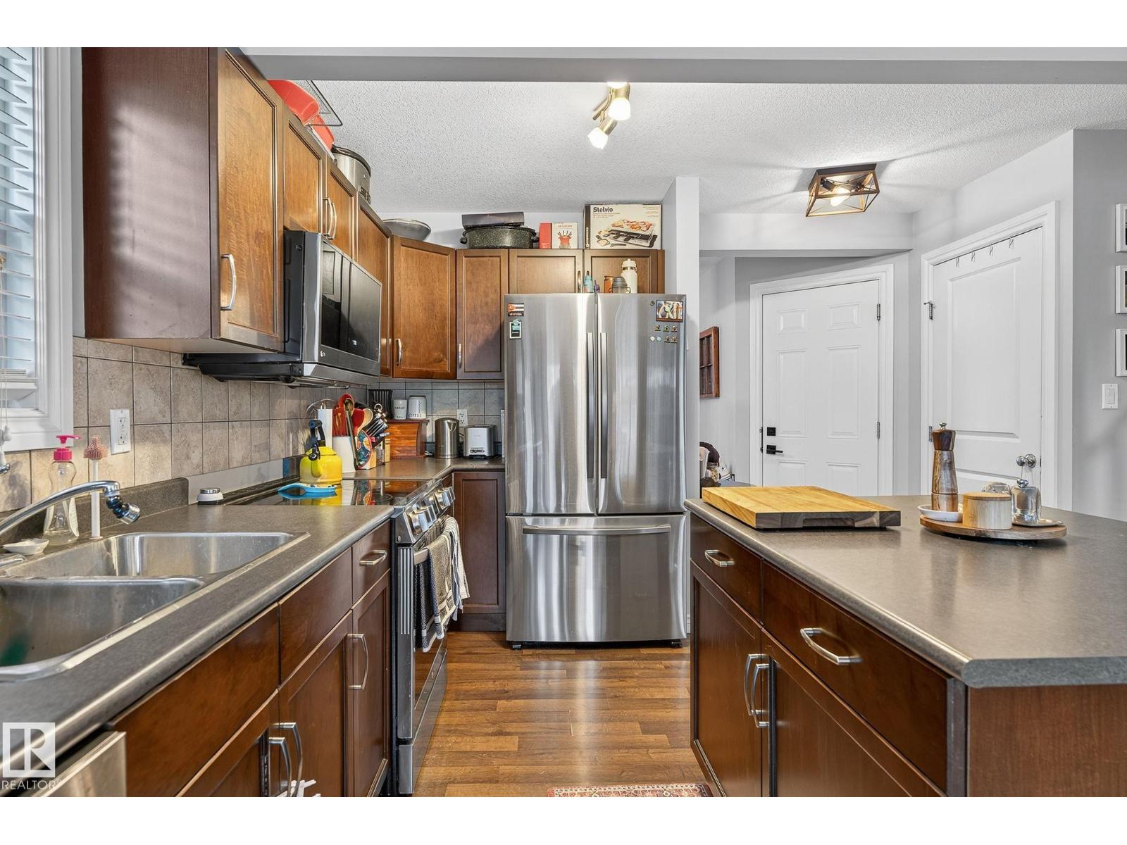#26 85 Spruce Village DR W - 23