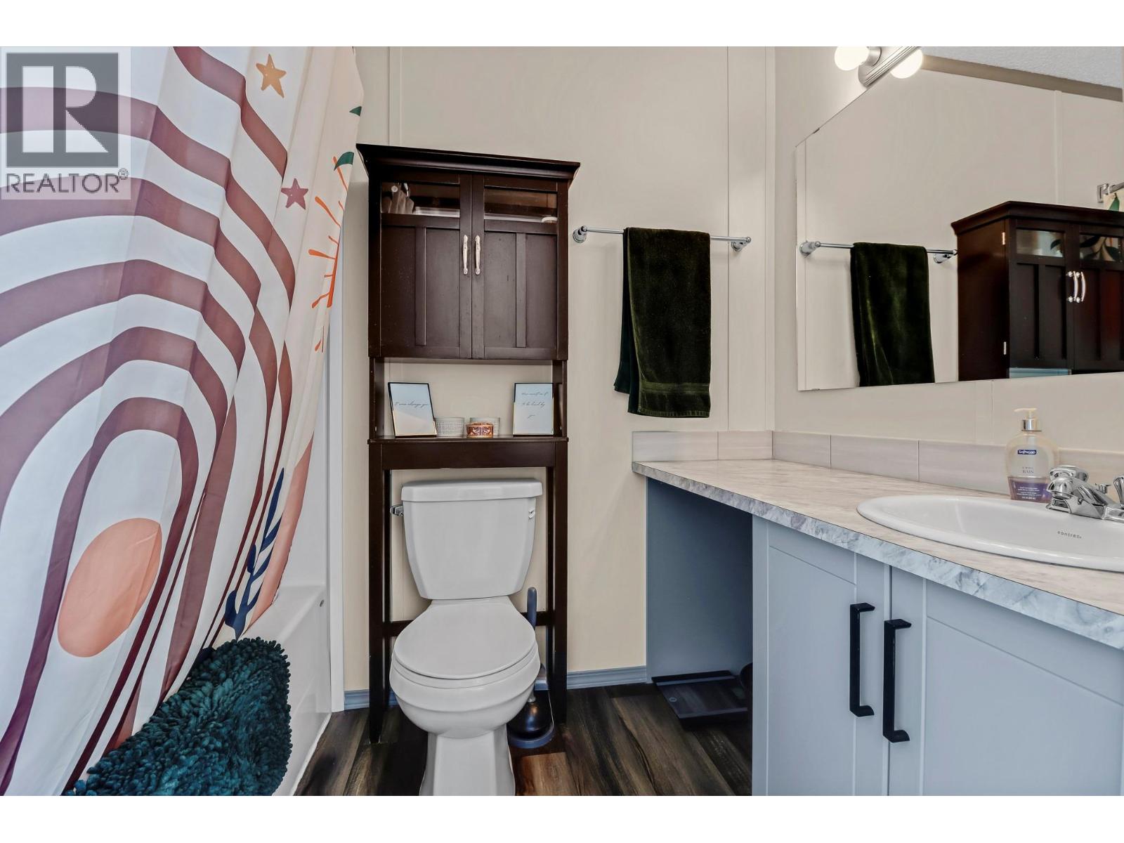 1008 STEEPLEVIEW Drive NW, Cranbrook