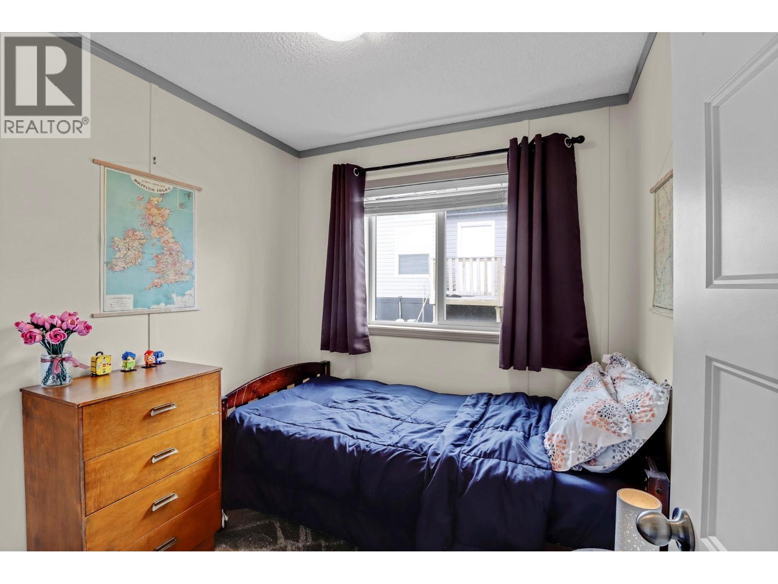 1008 STEEPLEVIEW Drive NW, Cranbrook