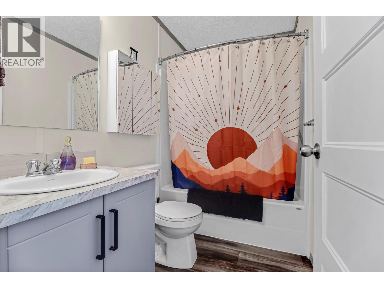 1008 STEEPLEVIEW Drive NW, Cranbrook