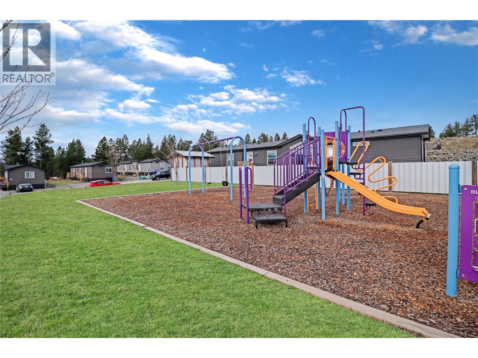 1008 STEEPLEVIEW Drive NW, Cranbrook