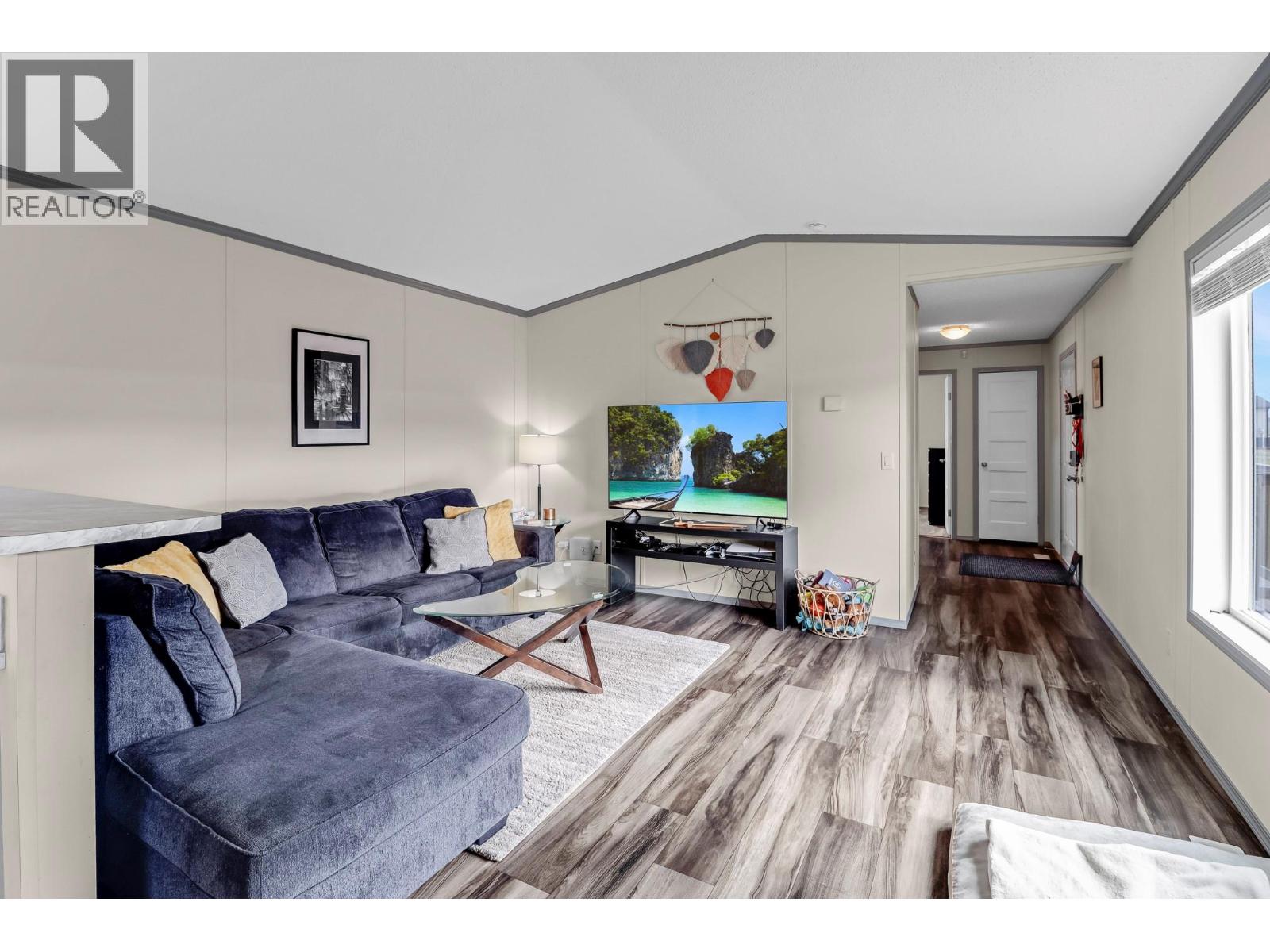 1008 STEEPLEVIEW Drive NW, Cranbrook