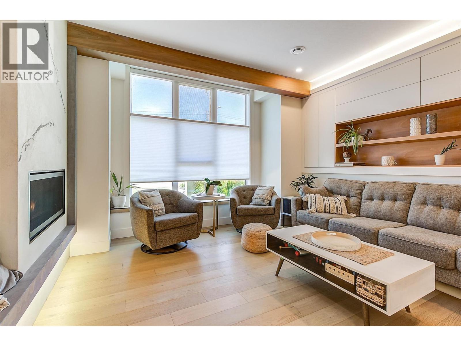 985 Manhattan Drive, Kelowna