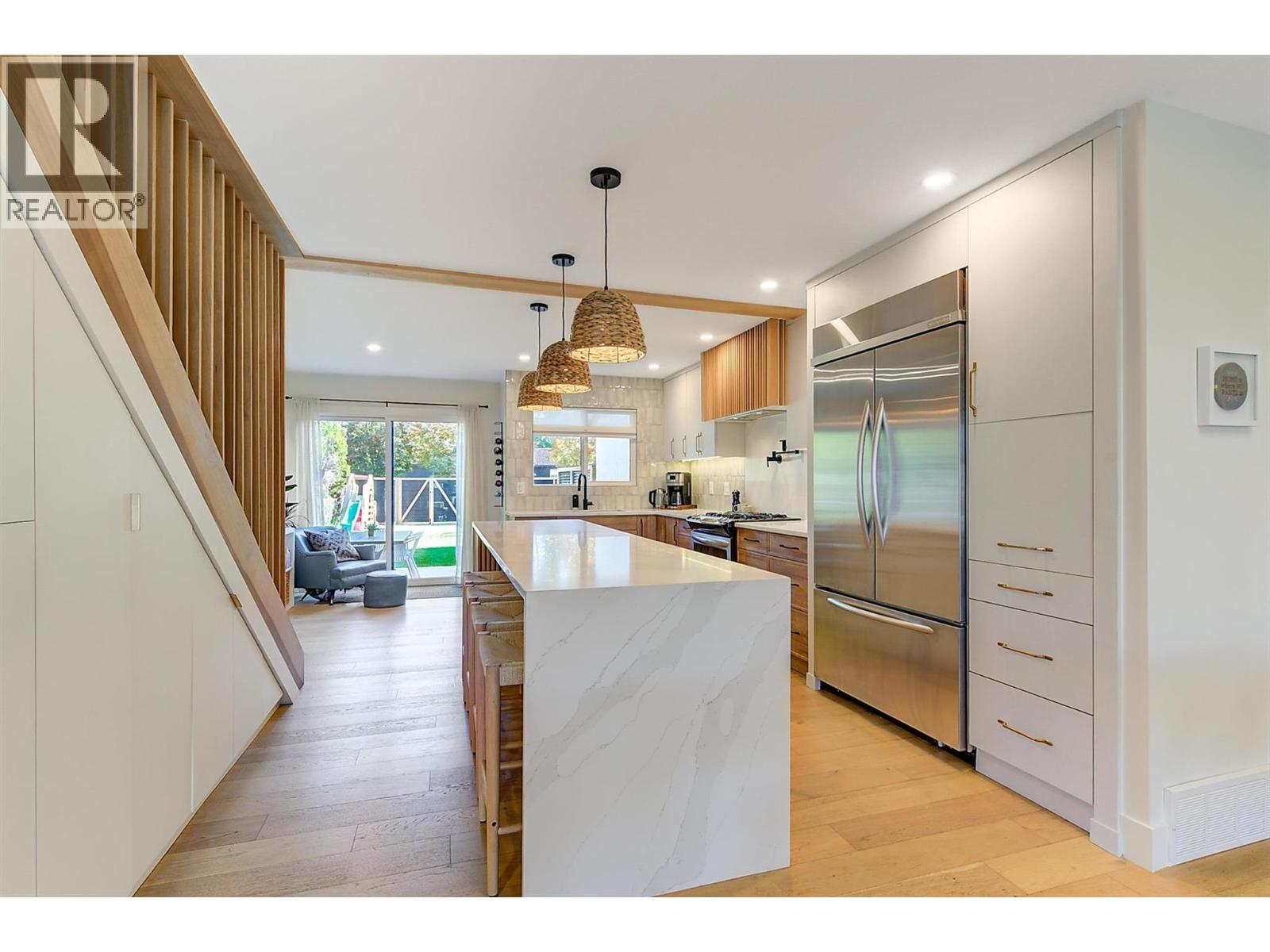 985 Manhattan Drive, Kelowna