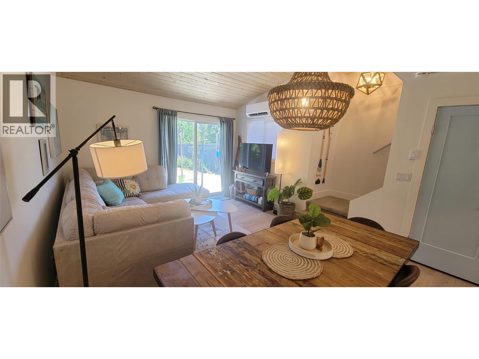 985 Manhattan Drive, Kelowna