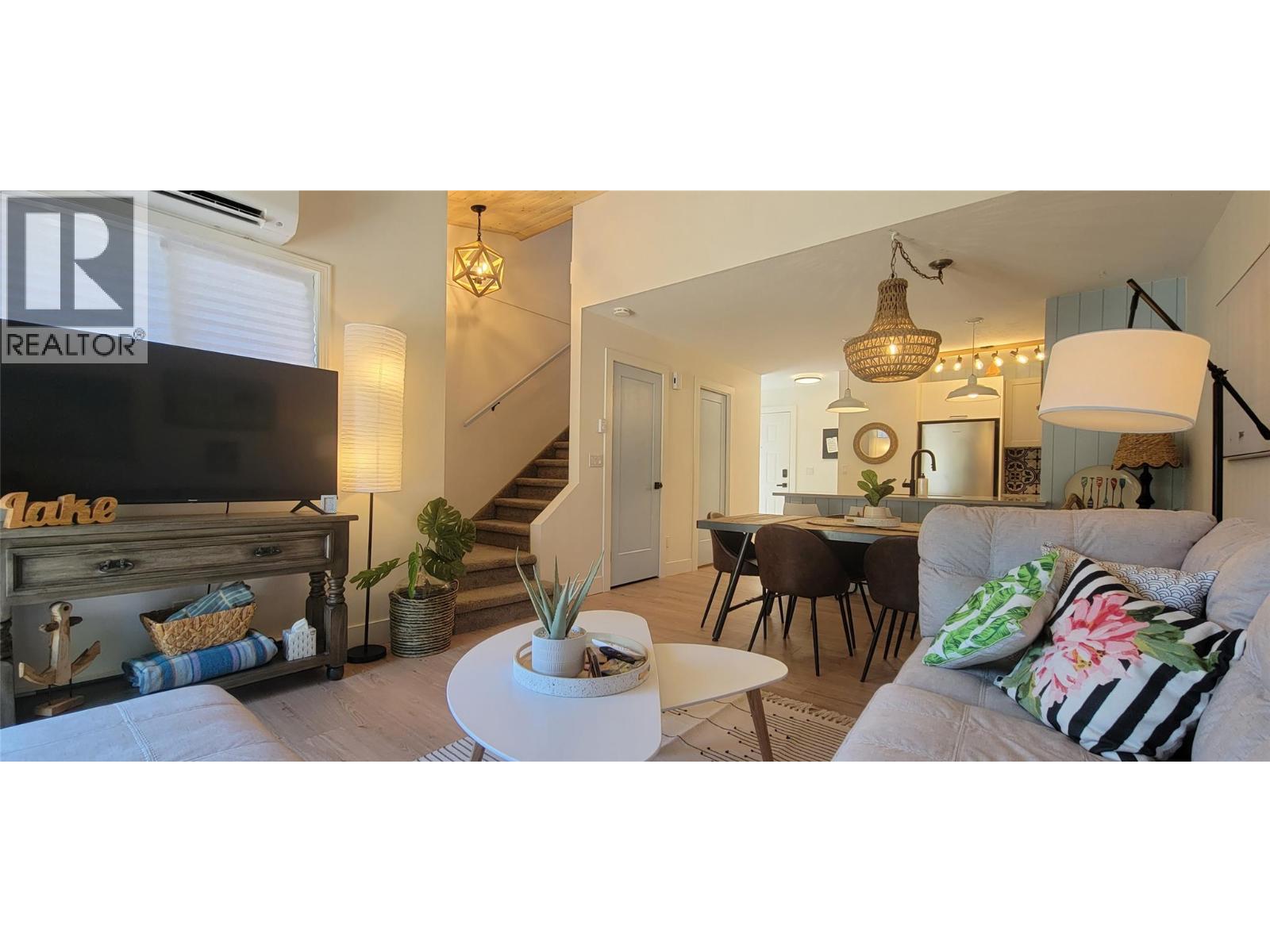 985 Manhattan Drive, Kelowna