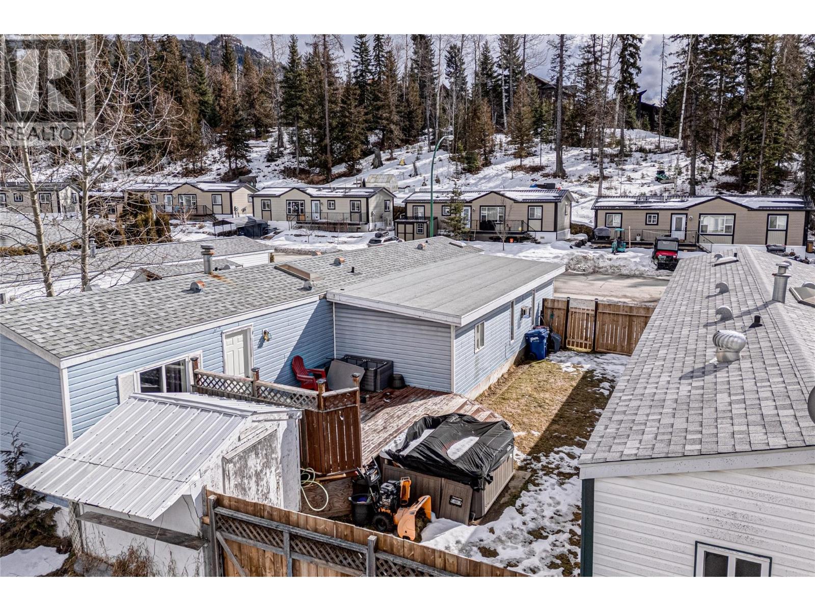 29 SLALOM DRIVE - 39