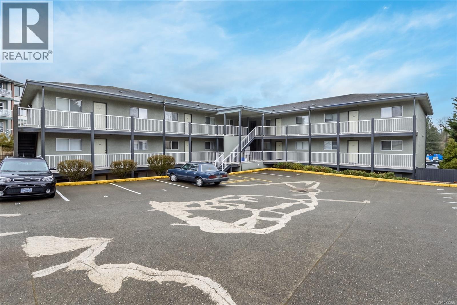 #202 123 BACK RD - 25