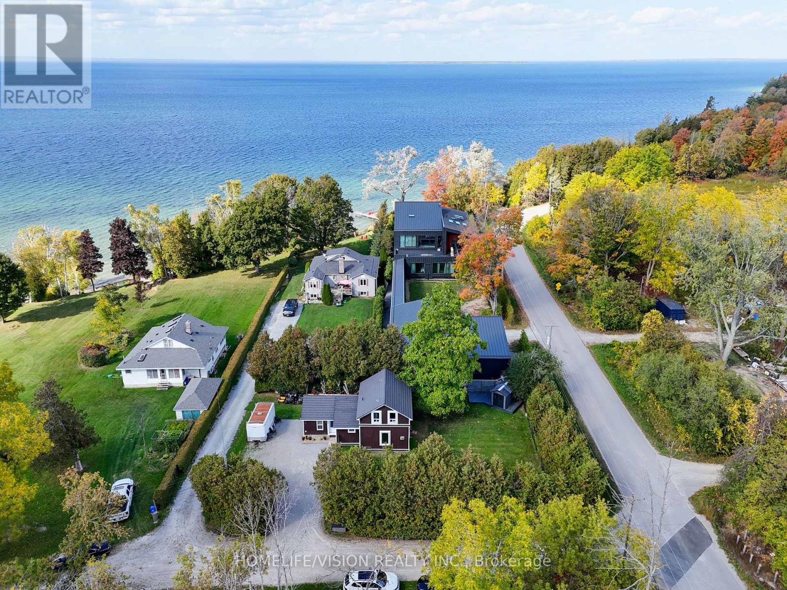 65 BOLSTER LANE - 9