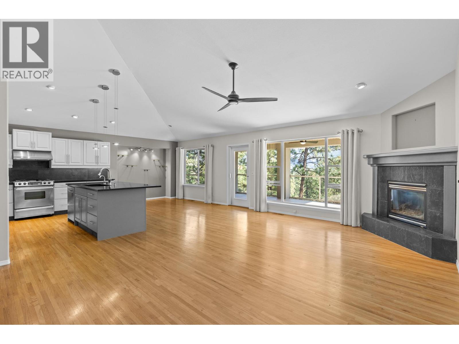 2149 Capistrano Drive - 6