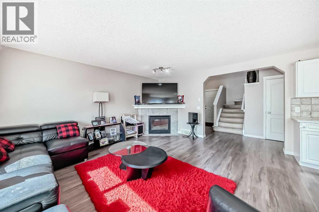 Single Family House for Sale in  Somerside Crescent SW Somerset Calgary 