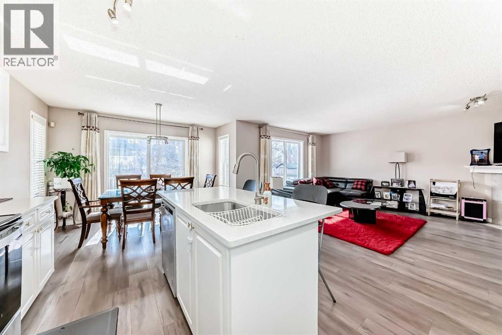 Single Family House for Sale in  Somerside Crescent SW Somerset Calgary 