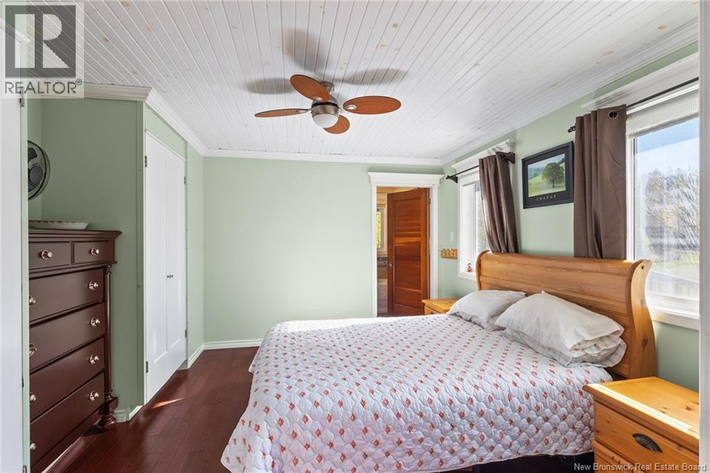 19 Delong Lane - 25