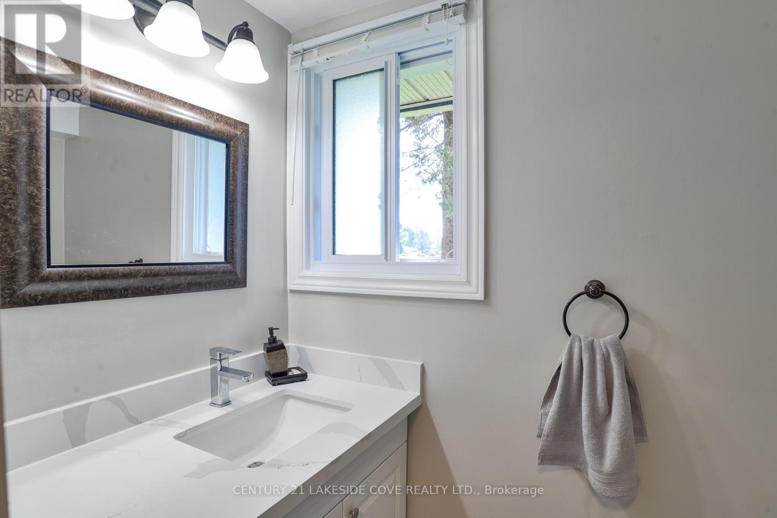 Bathroom - Renovated *Heated Flooring