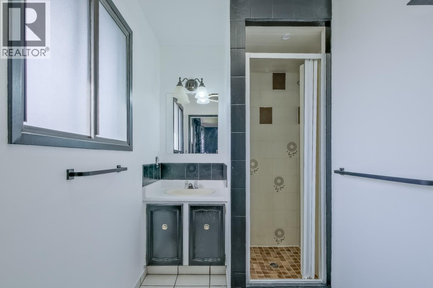 1185 Graham Road, Kelowna