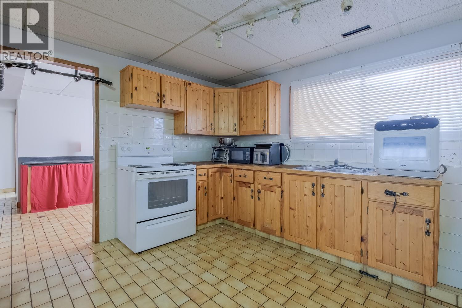 1185 Graham Road, Kelowna