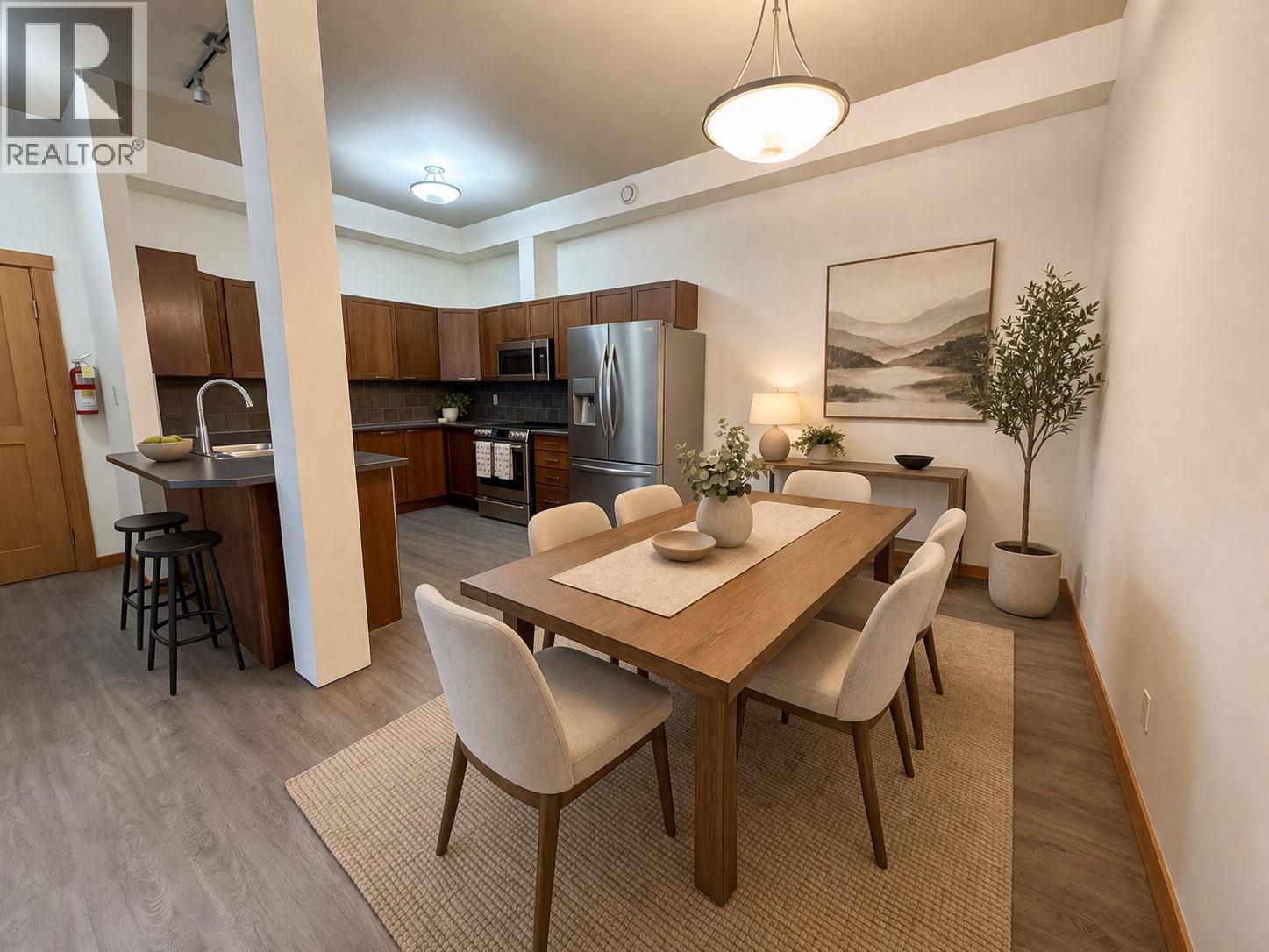 901 7TH Avenue Unit# 207, Invermere