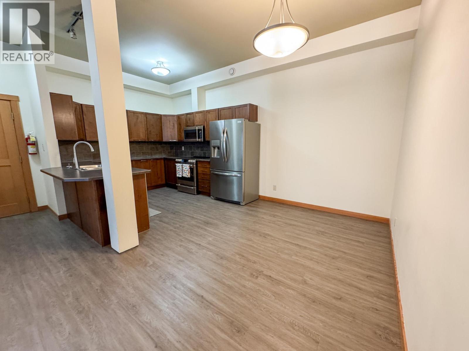 #207 901 7TH Avenue - 15