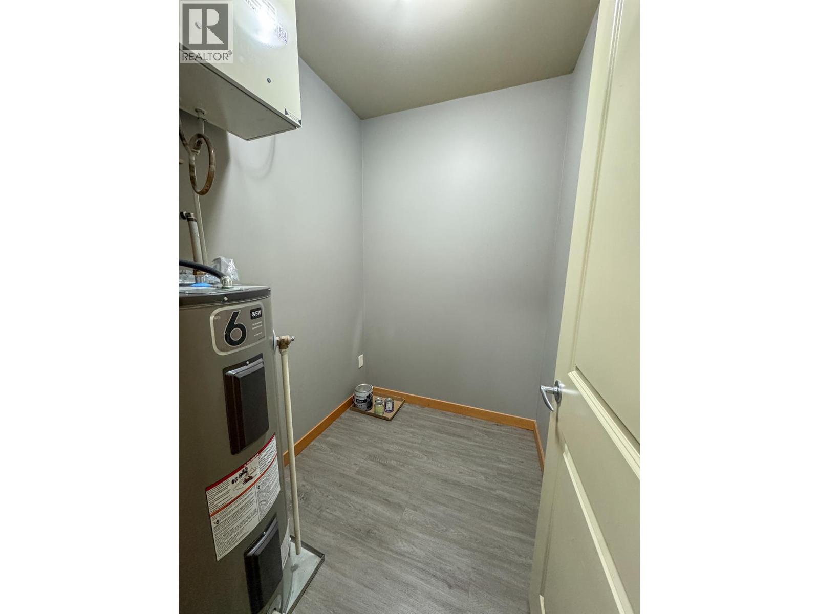 901 7TH Avenue Unit# 207, Invermere