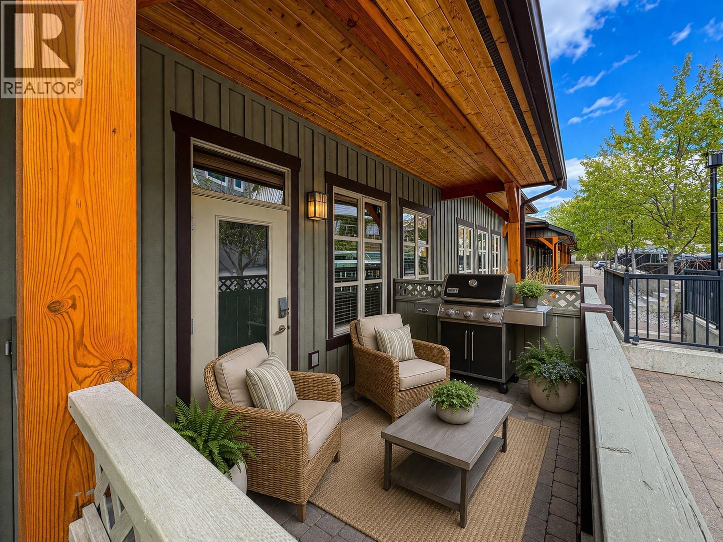 901 7TH Avenue Unit# 207, Invermere