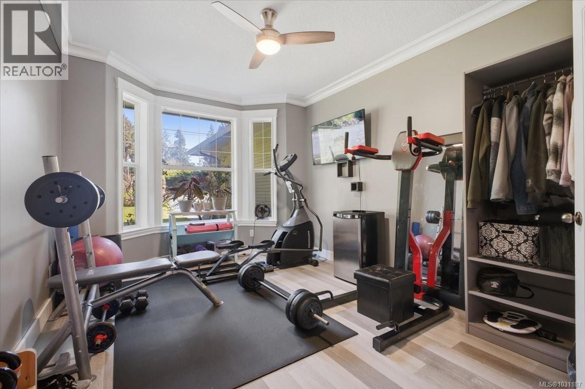 1971 Woodridge Rd, Nanaimo