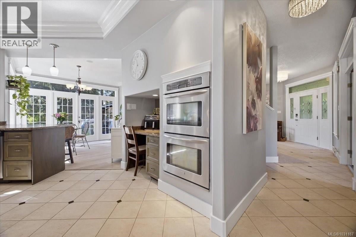 1971 Woodridge Rd, Nanaimo