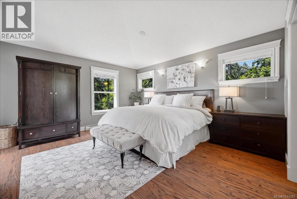 1971 Woodridge Rd, Nanaimo