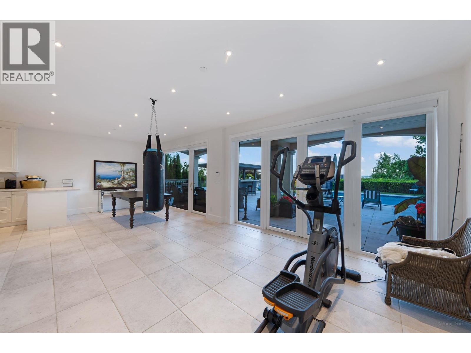 2538 OTTAWA AVENUE, West Vancouver