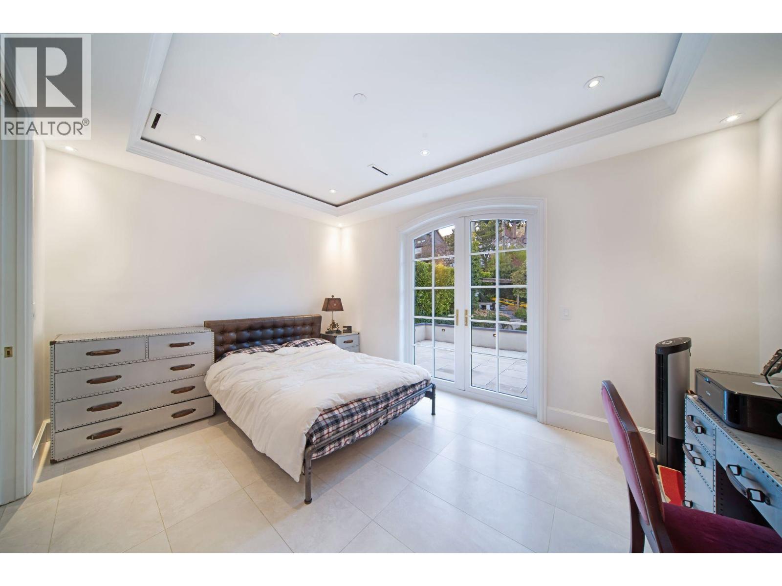 2538 OTTAWA AVENUE, West Vancouver