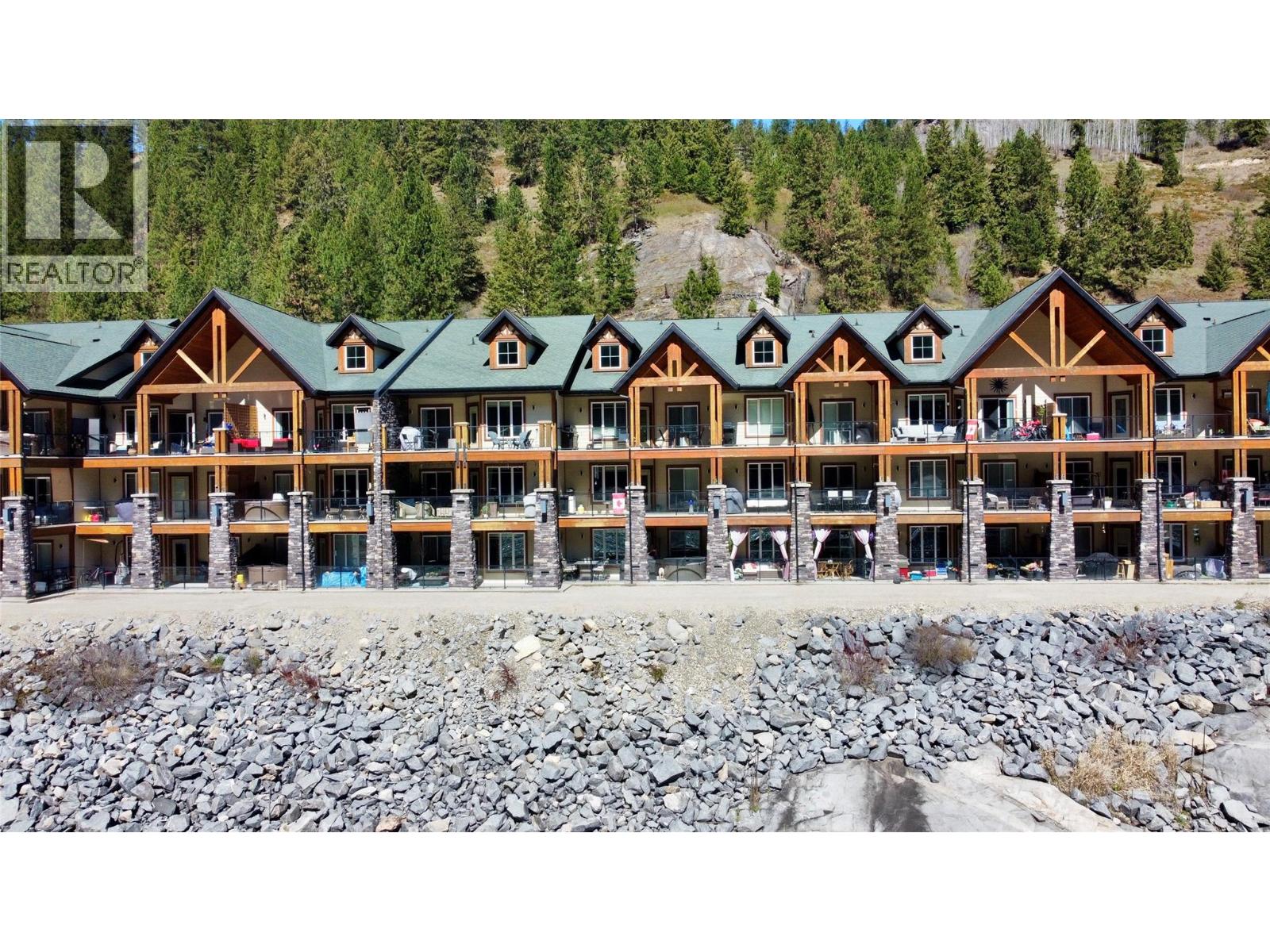 5570 Broadwater Road Unit# 109, Castlegar