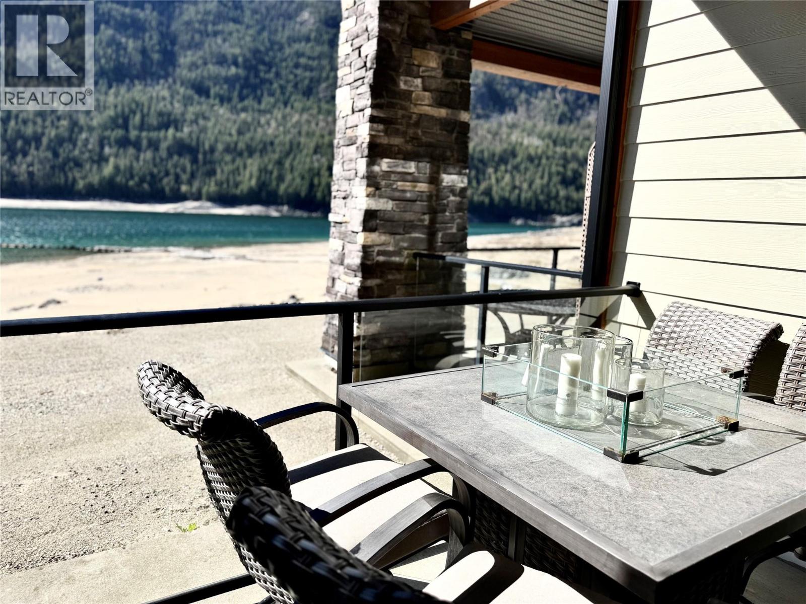 5570 Broadwater Road Unit# 109, Castlegar