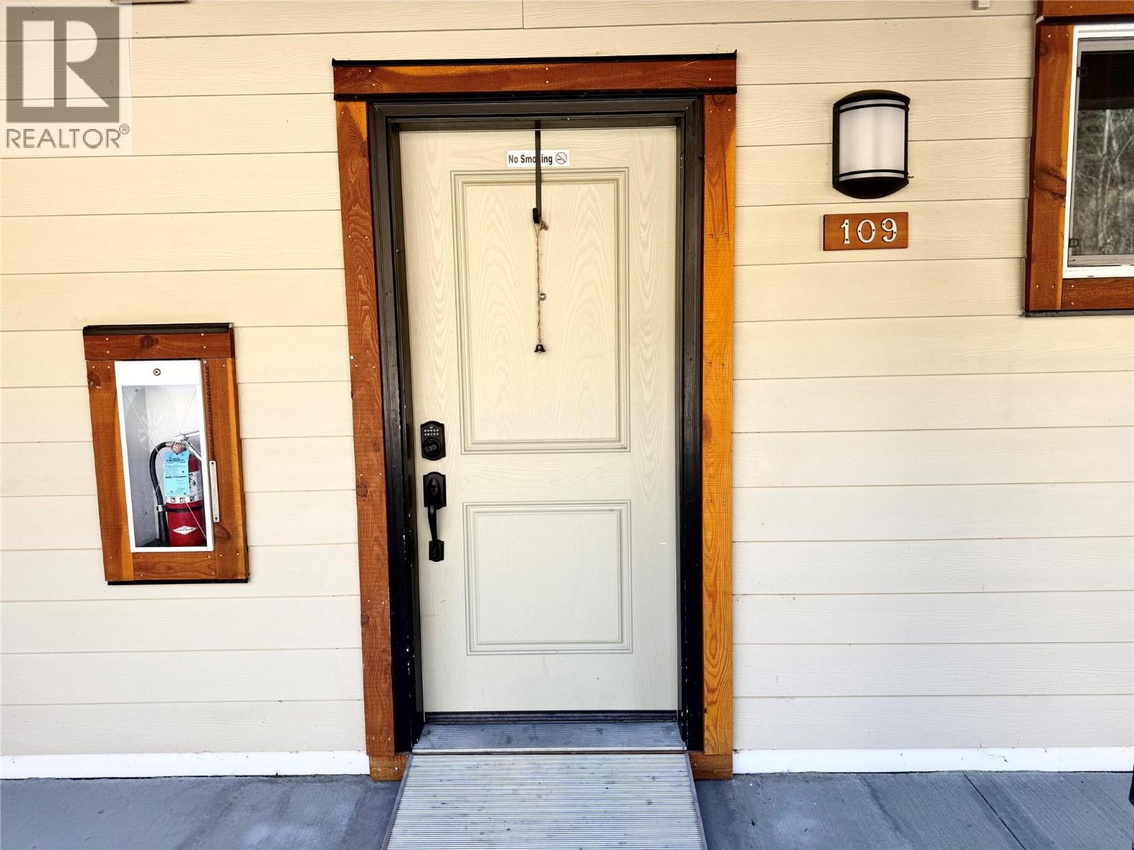 5570 Broadwater Road Unit# 109, Castlegar