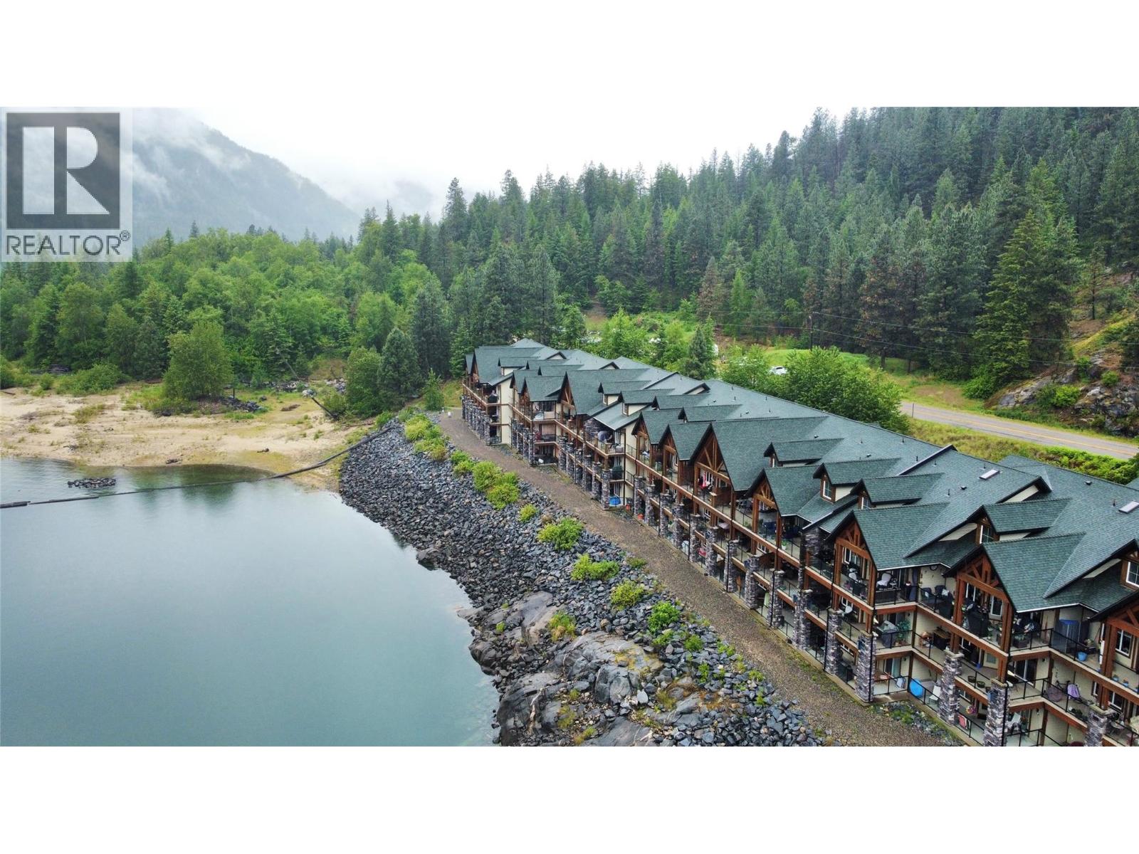 5570 Broadwater Road Unit# 109, Castlegar
