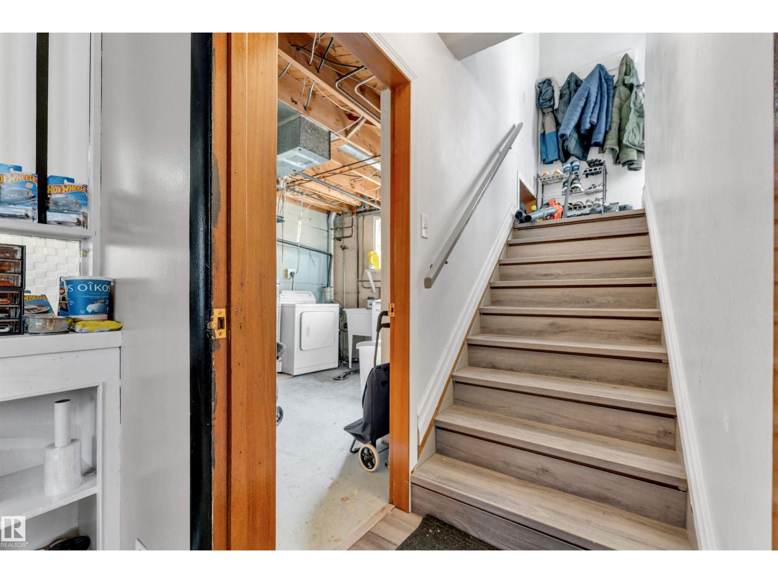 12908 126 ST NW, Edmonton