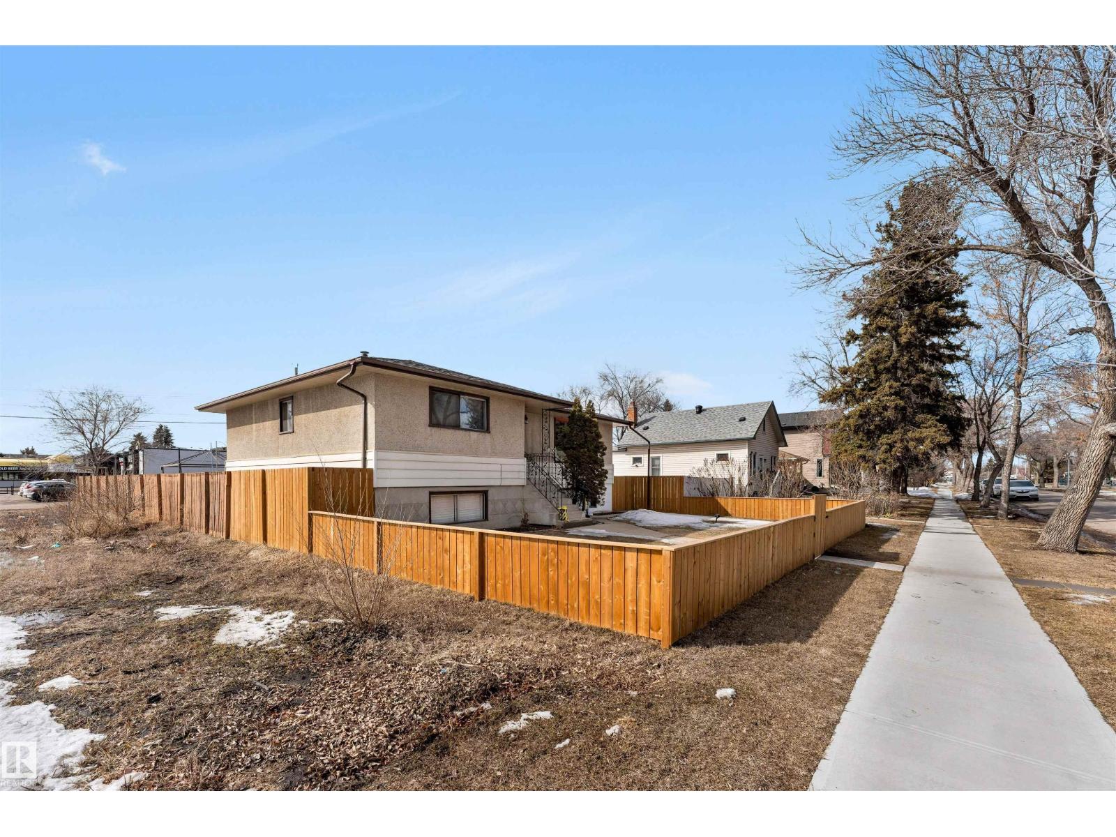 12908 126 ST NW, Edmonton