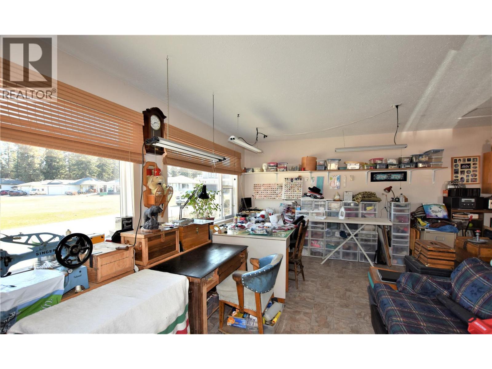 536 Loon Avenue, Vernon