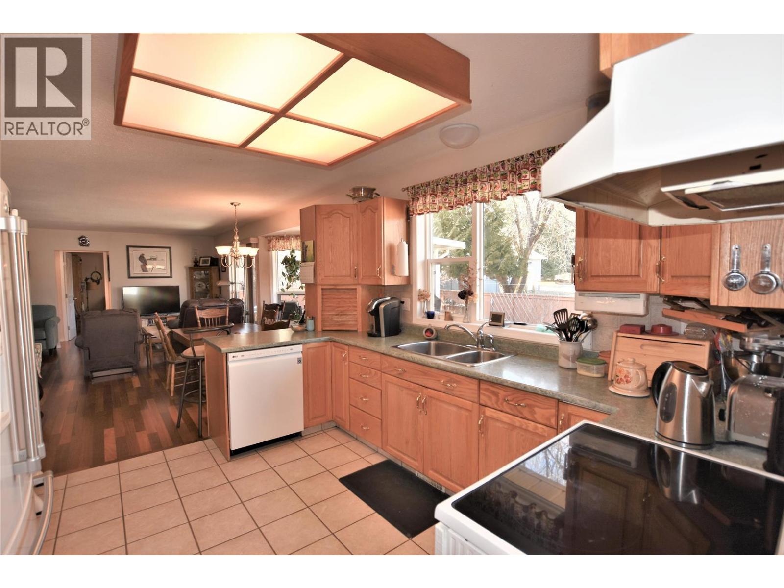 536 Loon Avenue, Vernon