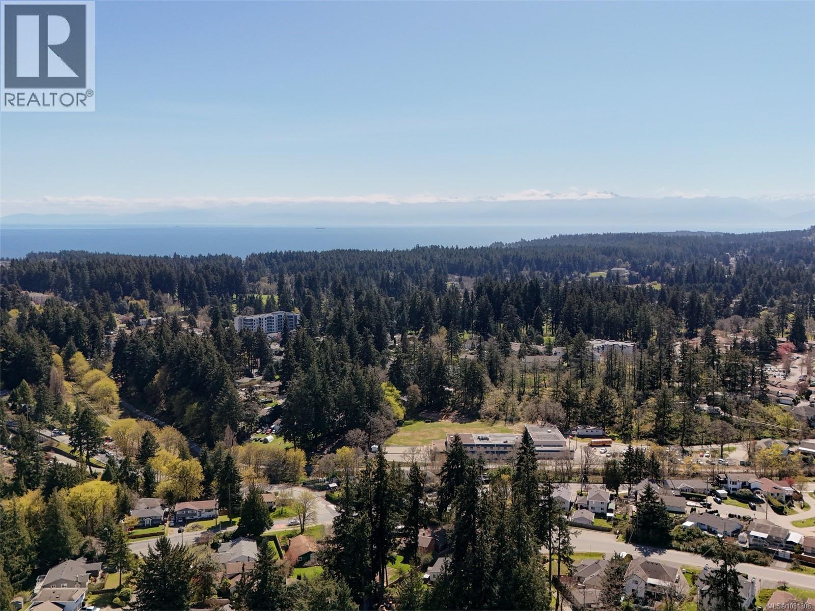 515 Selwyn Falls Dr, Langford