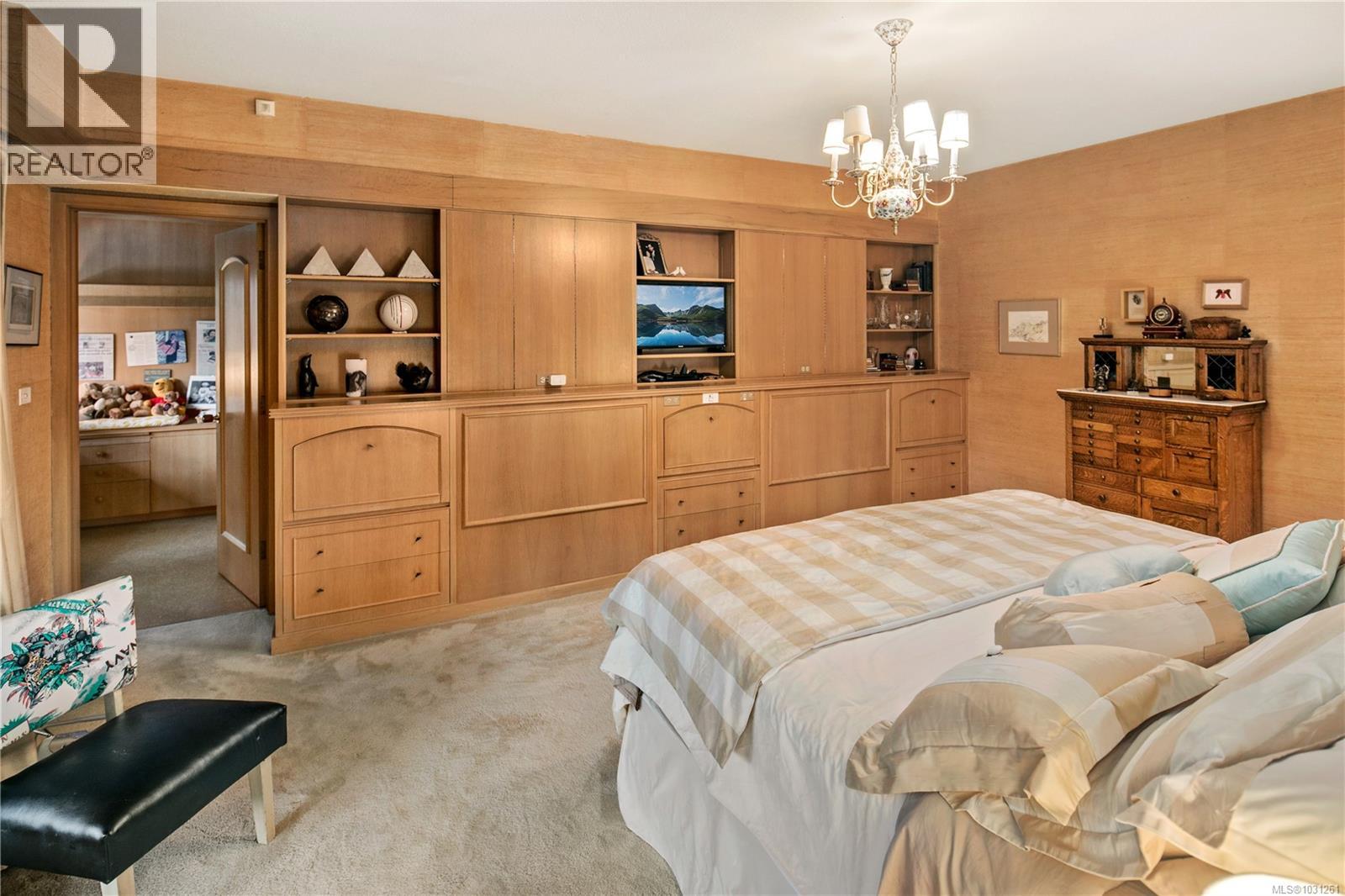 1996 FERNDALE RD - 37