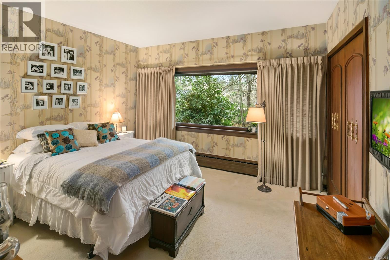 1996 FERNDALE RD - 43