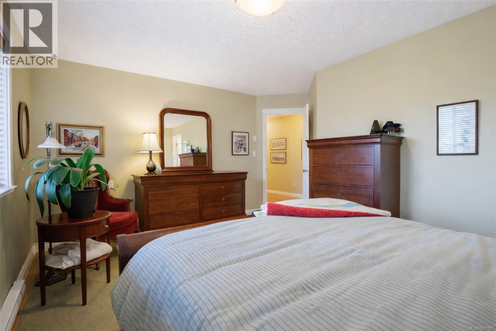 1420 Elan Pl - 17